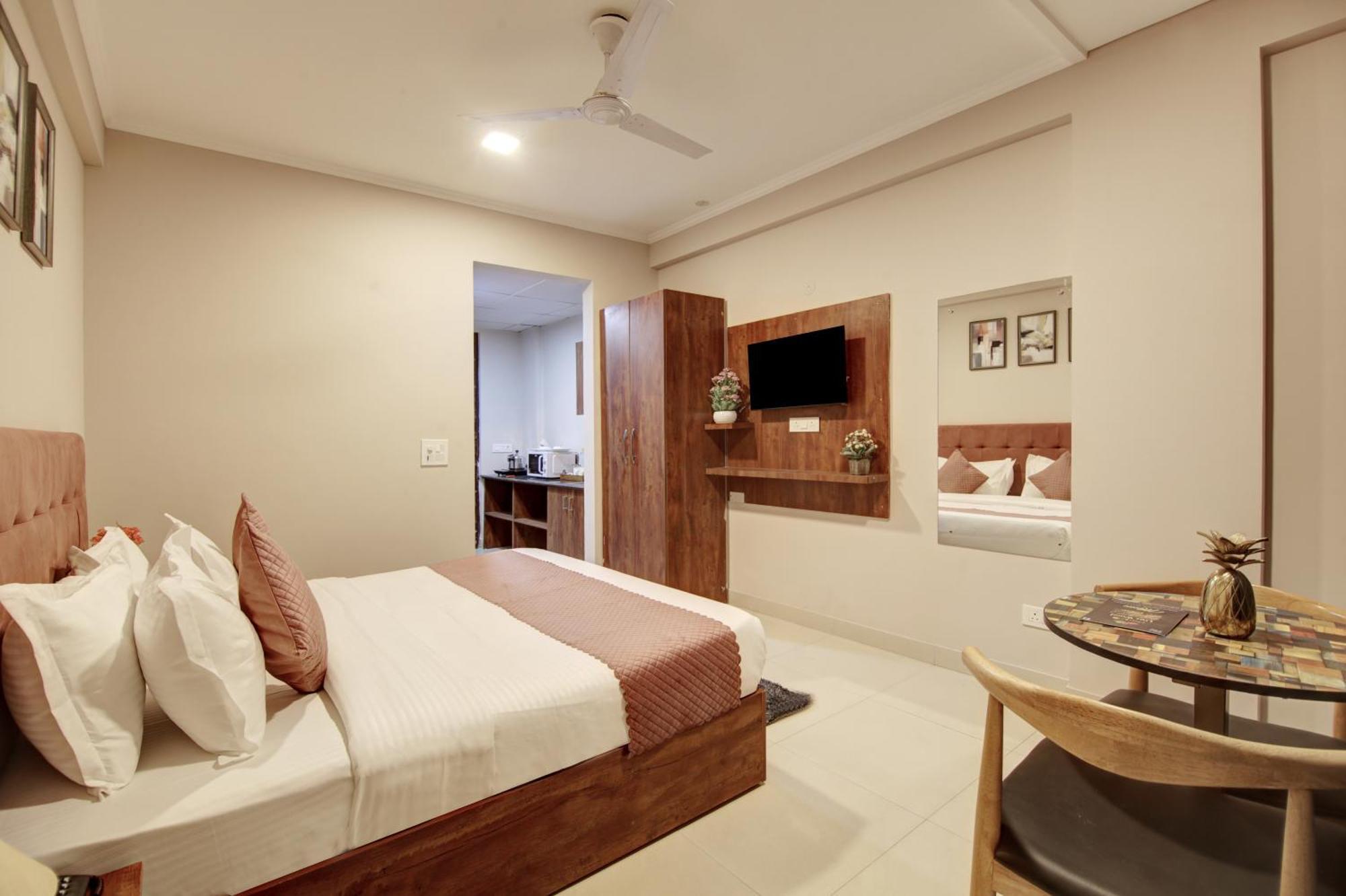 Limewood Stay - Executive Huda City Center グルガウン エクステリア 写真